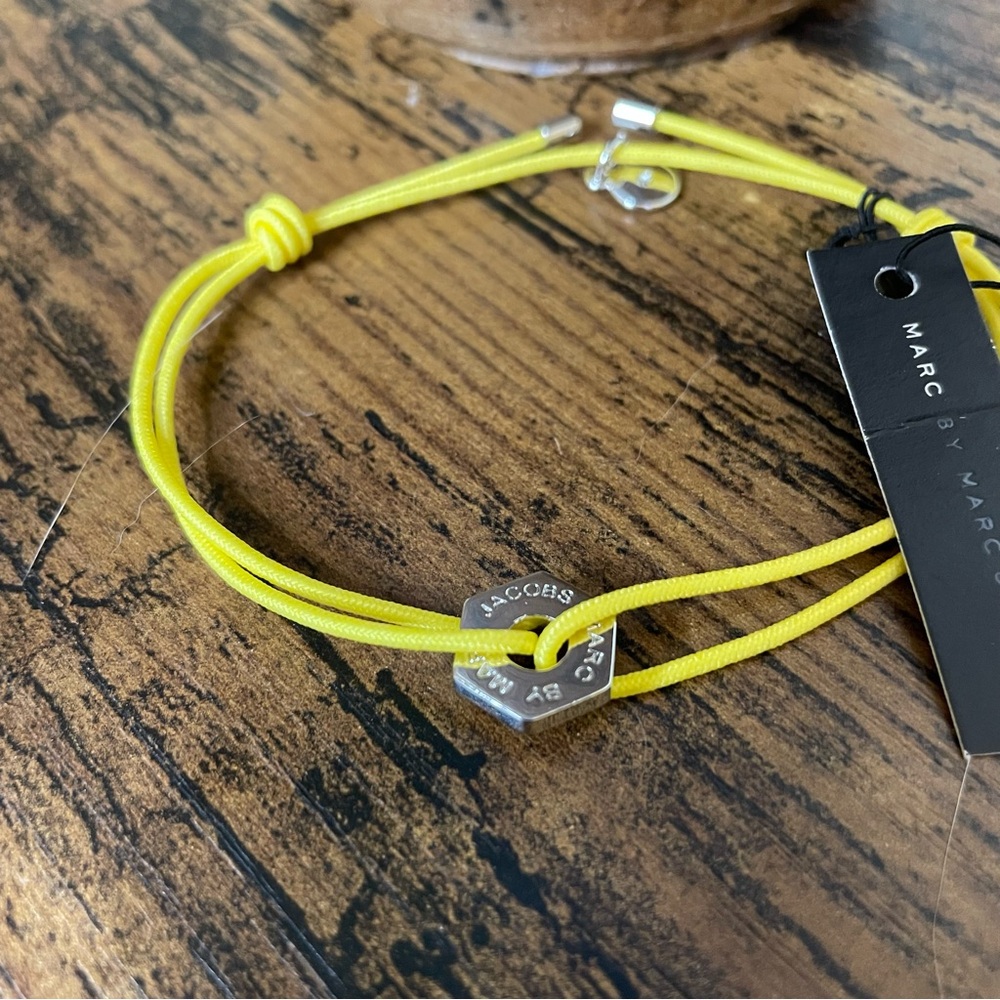 Marc by Marc Jacobs Yellow Cord Bolt Bracelet NWT - Picture 2 of 4